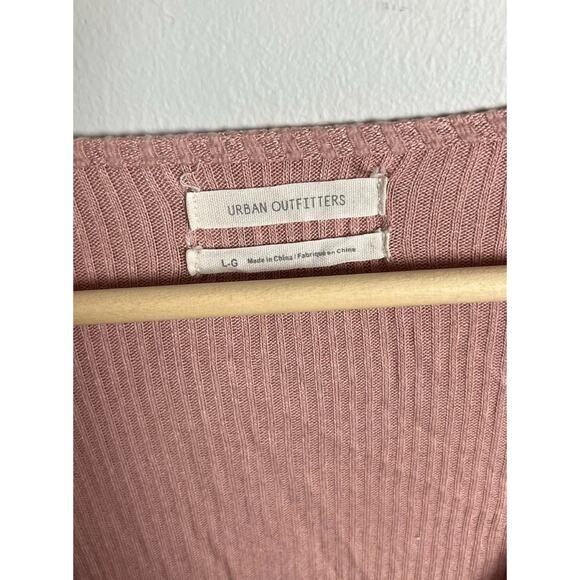Urban Outfitters Pink Wrap Crop Top Long Sleeve Ribbed Knit Size Large Women’s - Picture 3 of 5
